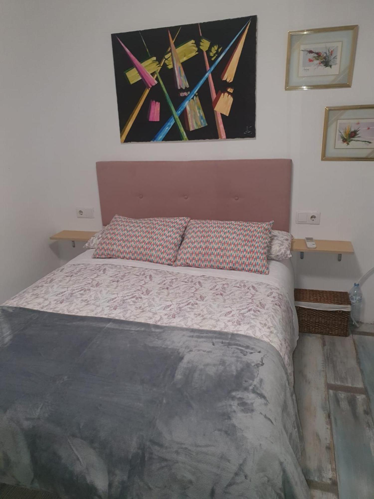 Appartamento Studio Or With Private Bathroom Or With Shared Bathroom Barcellona